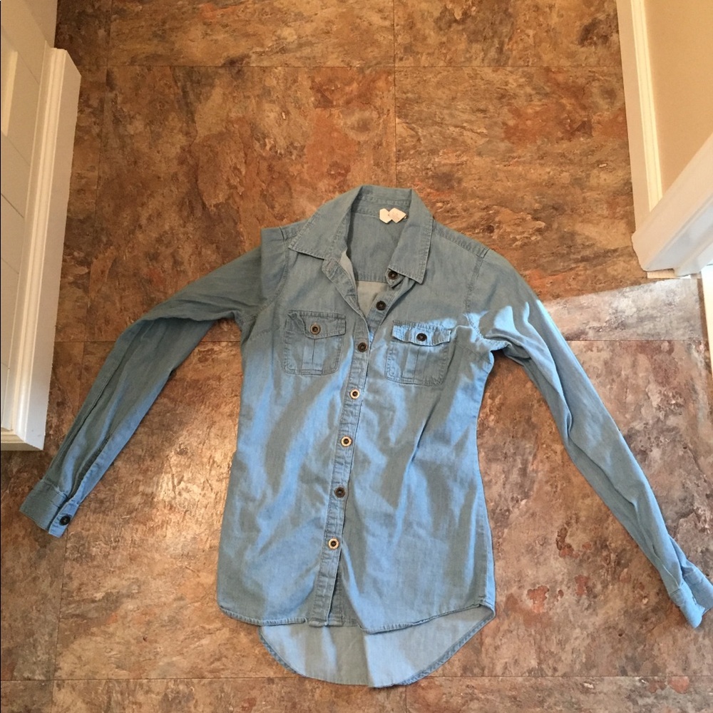 Button up shirt